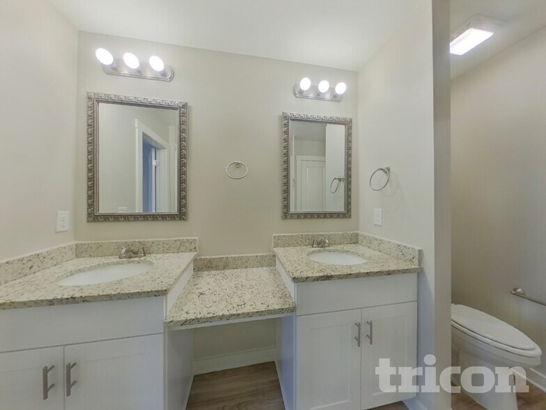 Building Photo - 710 Anglin Forest Way