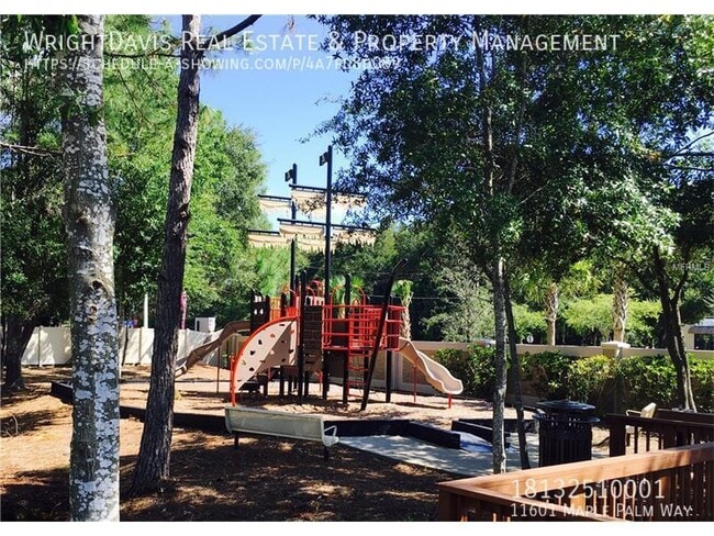 Building Photo - 11601 Maple Palm Way