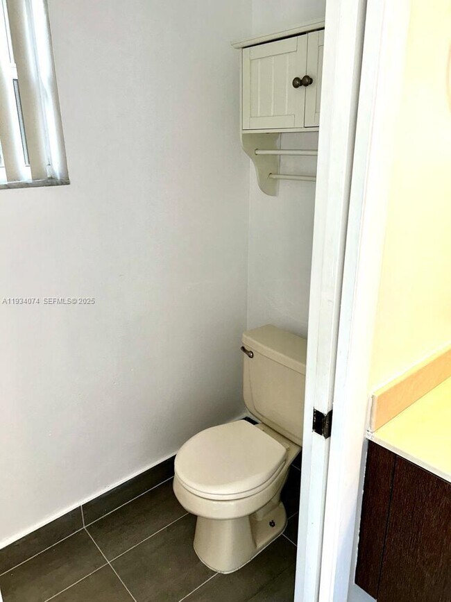 Building Photo - 4779 NW 5th Ct