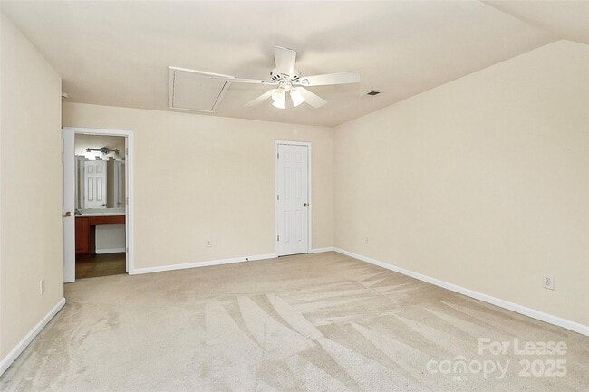 Building Photo - 10212 Jacobs Creek Dr