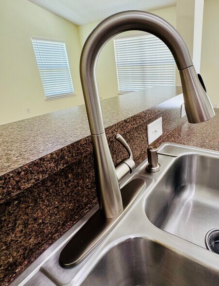 Building Photo - 188 Tibton Cir