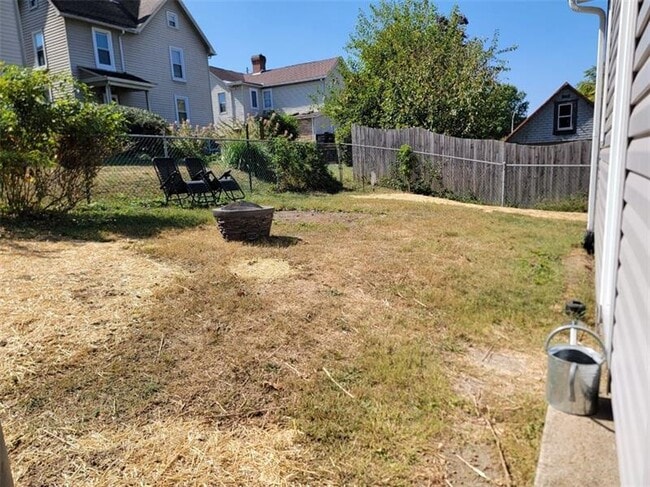 Building Photo - 1040 Wilson Pl