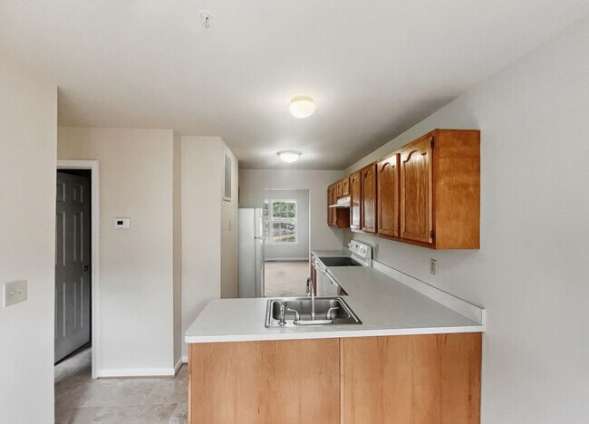 Building Photo - 3607 Harbor Rd