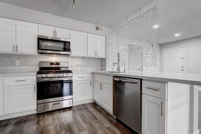 Building Photo - 7905 Idledale Ct