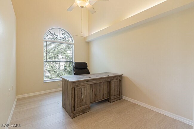 Building Photo - 4985 Sandra Bay Dr