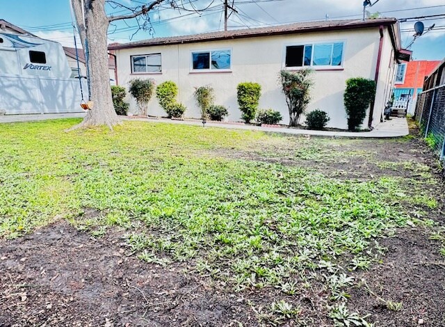 Building Photo - 25225 Eshelman Ave