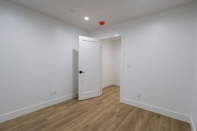 Building Photo - 4647 Pickford St