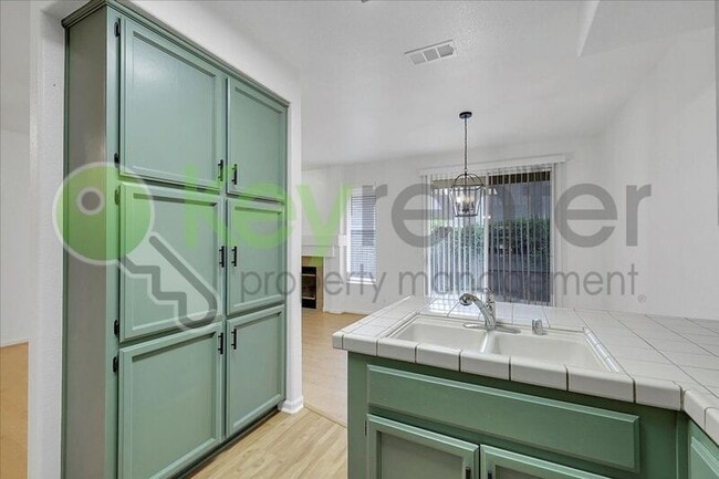 Building Photo - 8573 Meandering Way