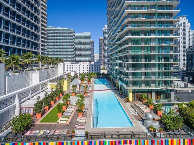 Building Photo - 1300 S Miami Ave