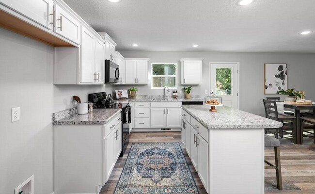 Building Photo - Newer Build- 3 Bedroom Home in Monett