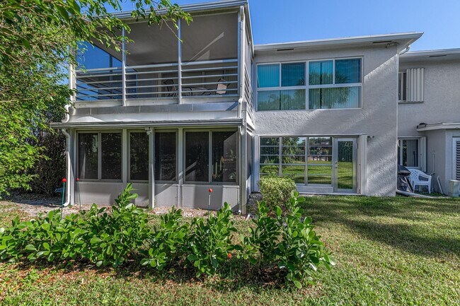 Building Photo - 2920 SW 15th St