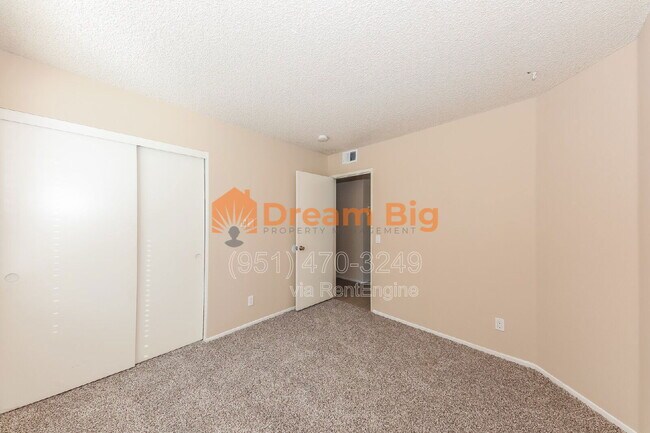 Building Photo - 8276 Yearling Way