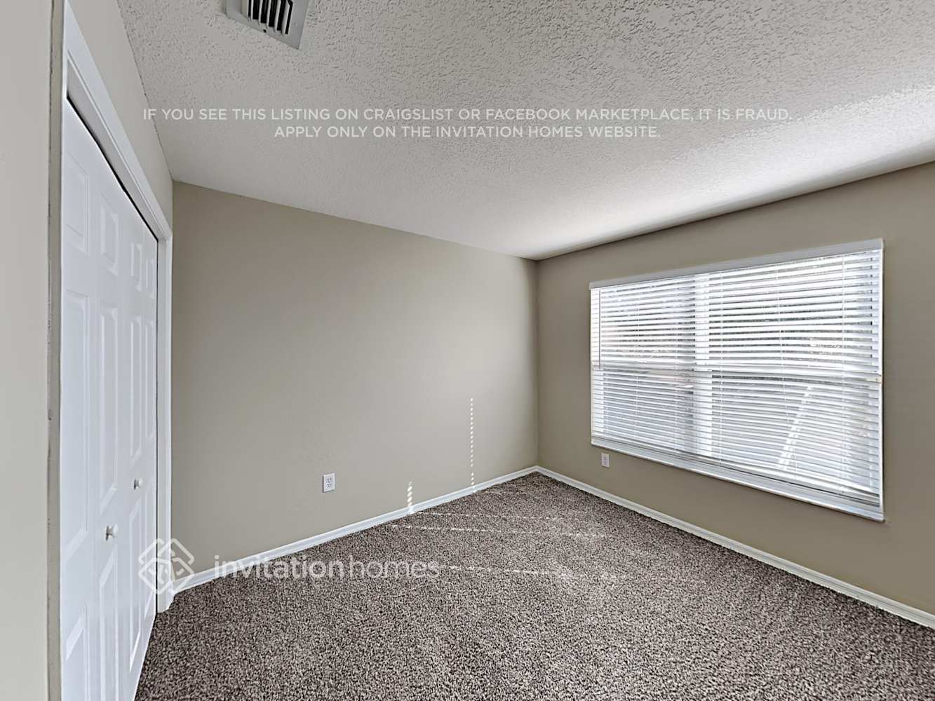 Building Photo - 17604 Esprit Dr