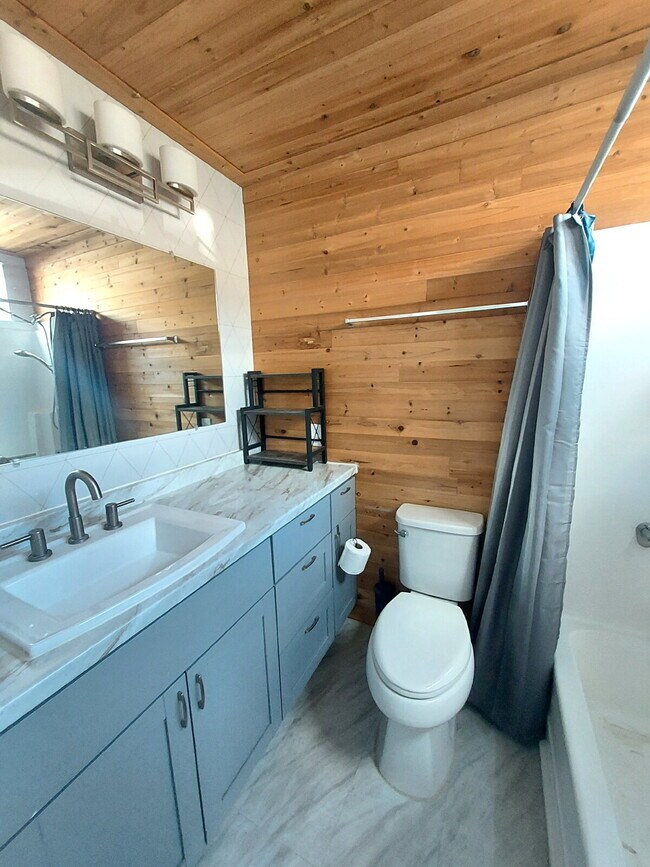 Building Photo - Makakilo 3br, 2ba, 2pkg townhome - Palehua Villas