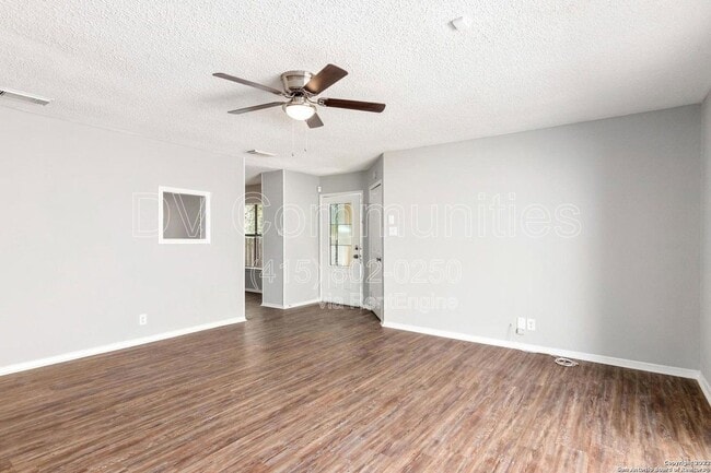 Building Photo - 9211 De Frene