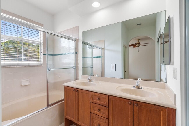 Building Photo - 3210 Merrick Terrace