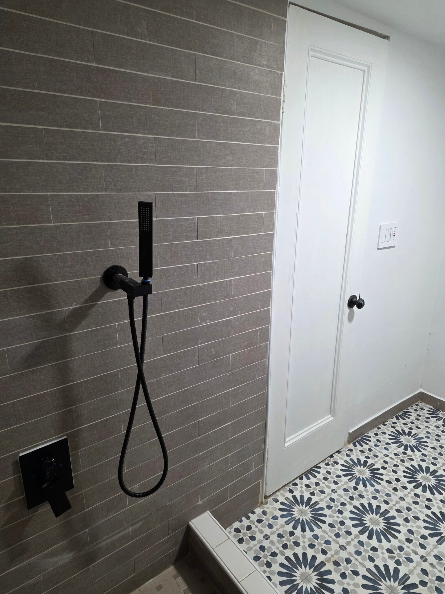 Building Photo - 1770 Park Ave