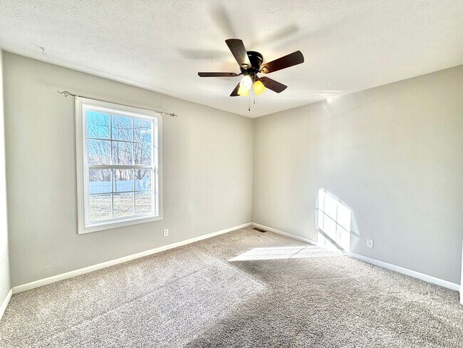 Building Photo - 1636 Cedar Springs Cir