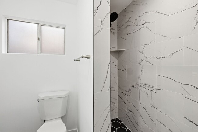 Building Photo - Stunning New Construction in Mission Hills – 3BR/2BA – Going Quick | 4 Weeks of Free Rent + Free ...