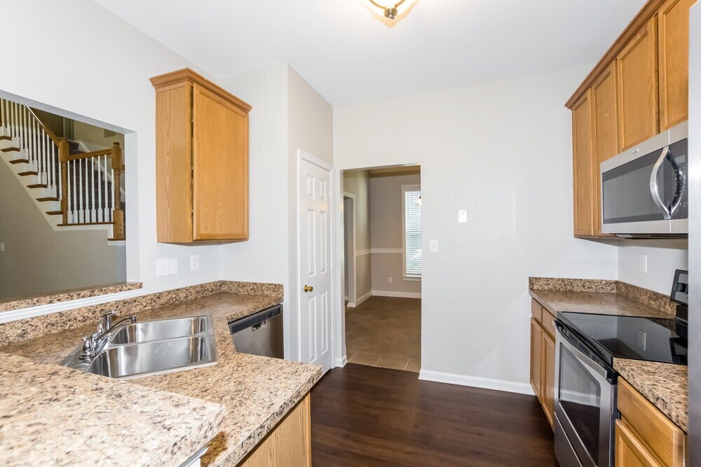 Building Photo - 7418 Sparkleberry Dr