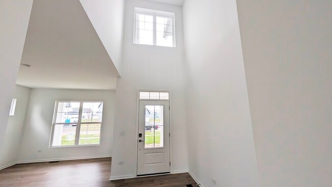 Building Photo - 26142 W Sherwood Cir