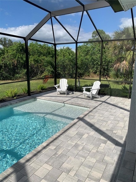 Building Photo - 2129 Lorraine Dr