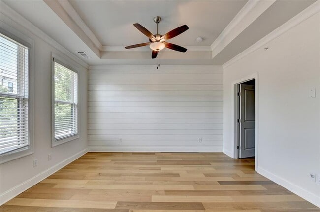 Building Photo - 341 Bailey Walk