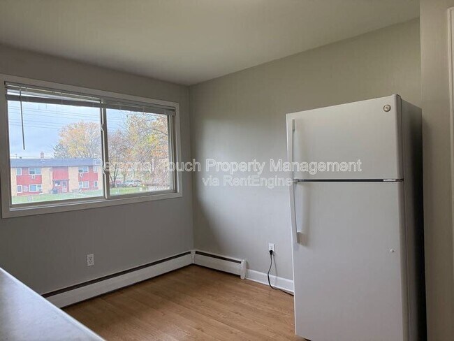 Building Photo - 1828 14th St S