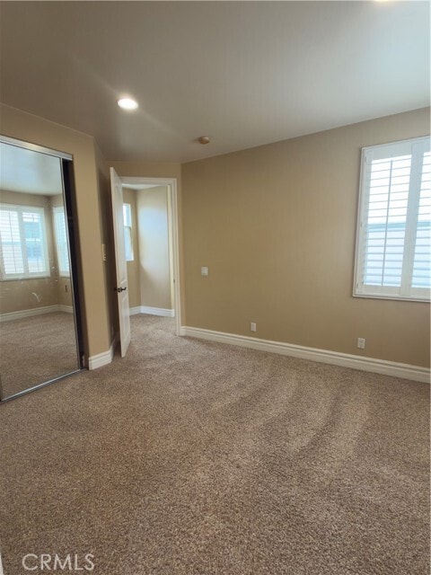 Building Photo - 211 Chicago