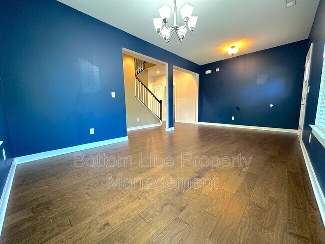 Building Photo - 5087 Crabapple Ln