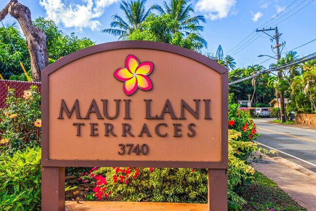 Building Photo - 3740 Lower Honoapiilani Rd
