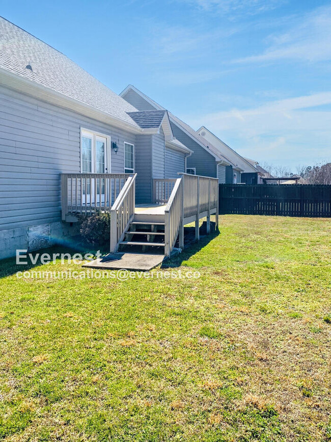 Building Photo - 1795 Andover Pl