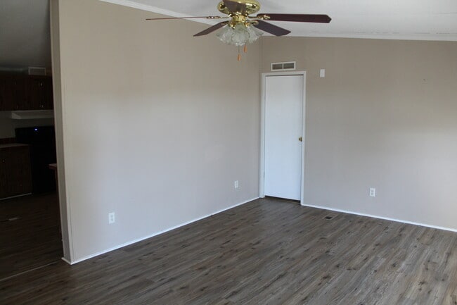 Building Photo - 4797 Briar Ct