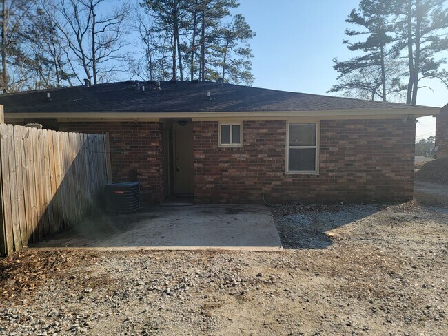 Building Photo - """~155 Stoneybrooks Place