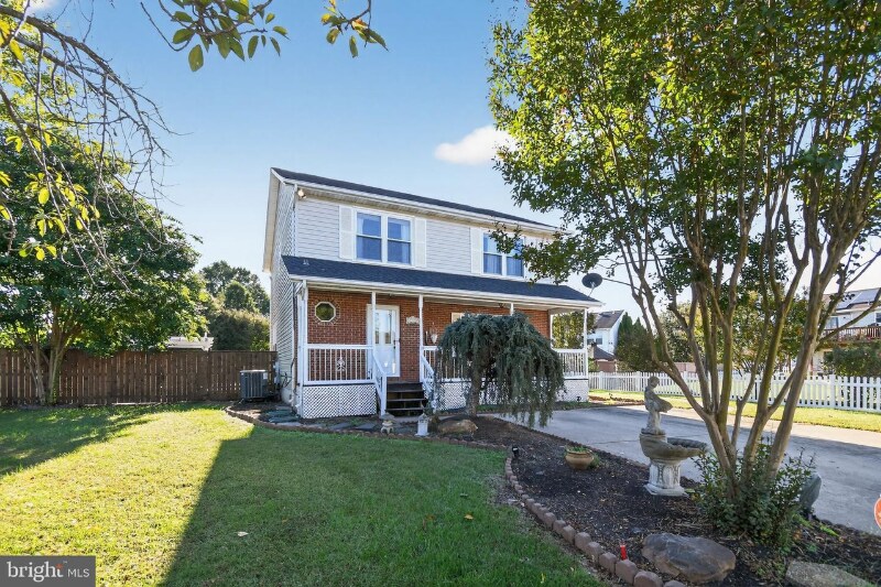 Building Photo - 22040 Caravel Ct