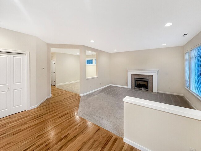 Building Photo - Spacious Rockport home in beautiful Bothell Community