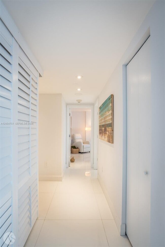 Building Photo - 177 Ocean Ln Dr