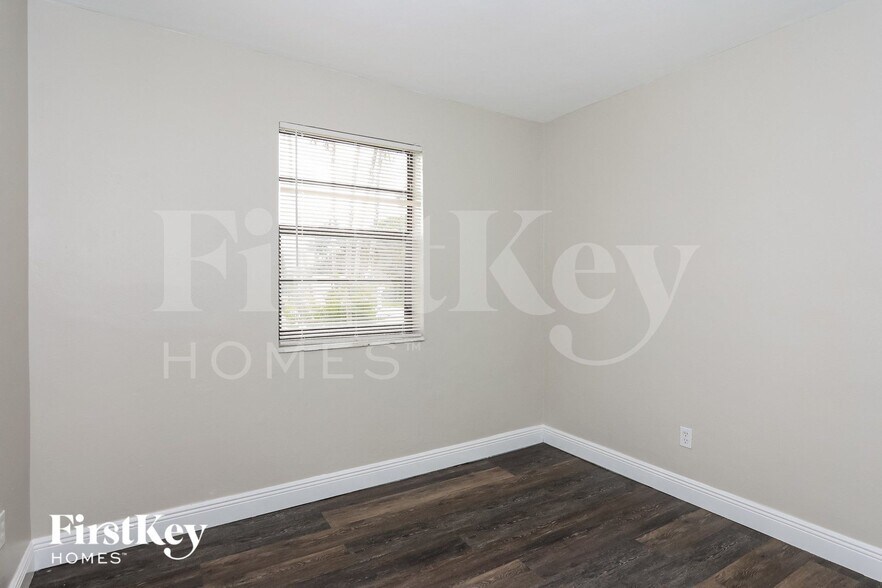 Building Photo - 2921 NW 157th Terrace