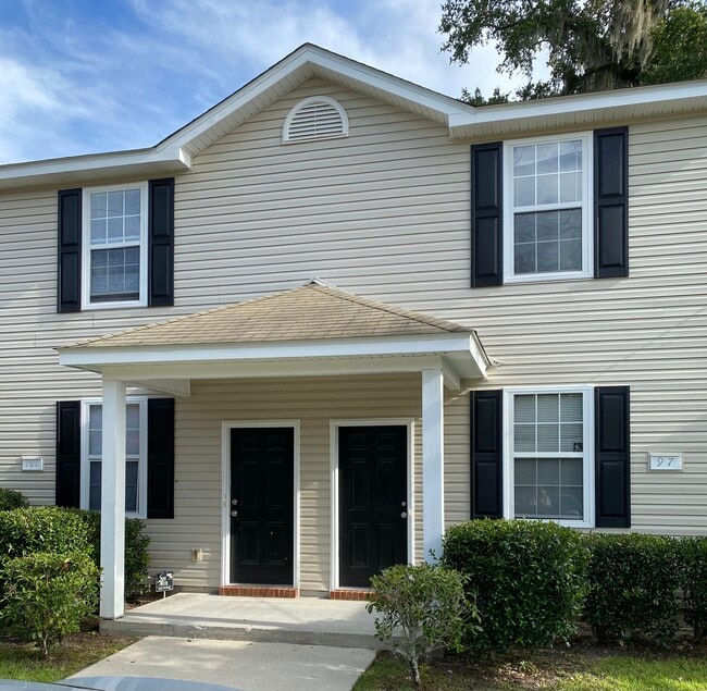 Building Photo - 97 Bass St