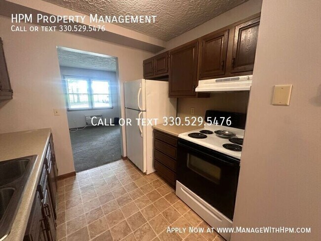 Building Photo - 2357 Ansley St