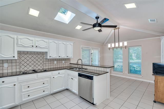 Building Photo - 6315 Brook Lake Dr