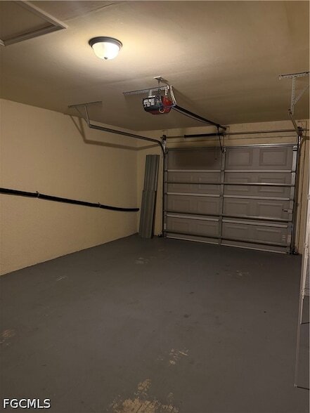 Building Photo - 1622 SW 33rd St