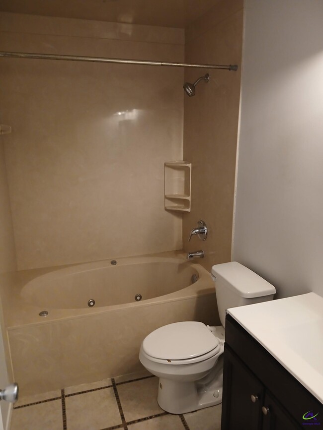 Building Photo - 452 Tallulah Trail