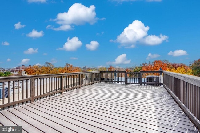 Building Photo - 2630 E Baltimore St