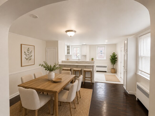 Building Photo - 1123 Gilham St