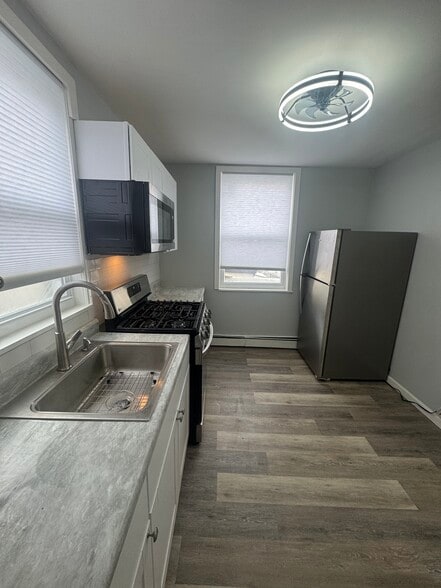 Building Photo - 309 Knox Ave