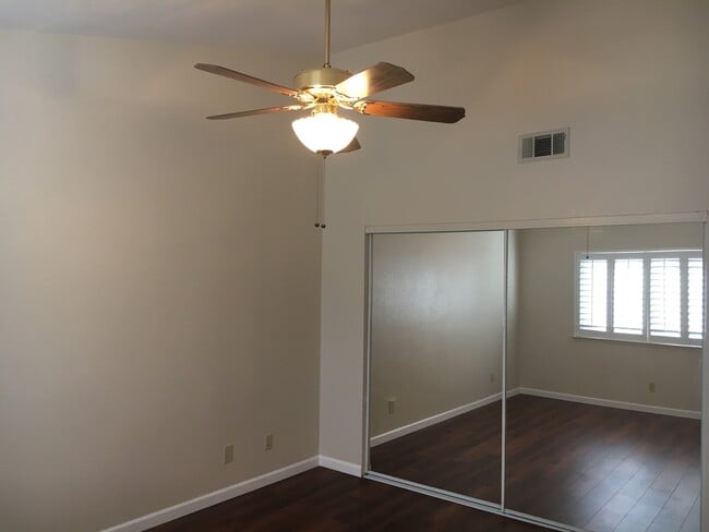 Building Photo - 412 Coralwood Rd