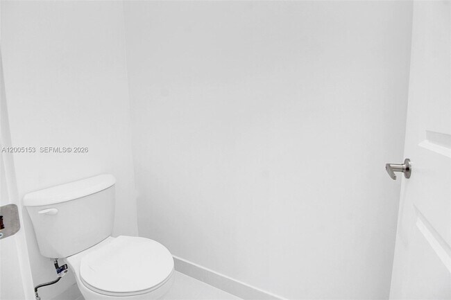 Building Photo - 20833 SW 96th Ct