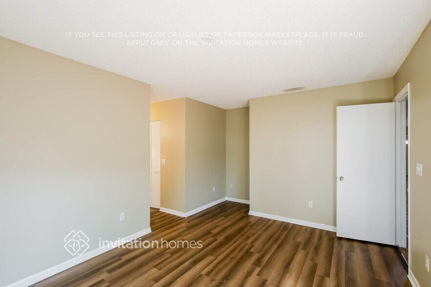 Building Photo - 14713 SW 110th Terrace