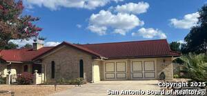 Building Photo - 706 Golfcrest Dr